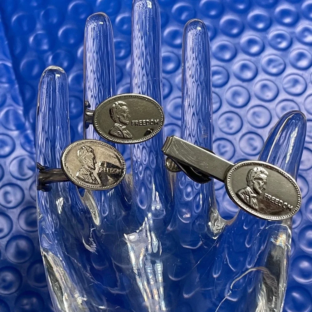 Abraham Lincoln Freedom Silver Tone Vintage Unbranded Cufflinks Tie Clip Set